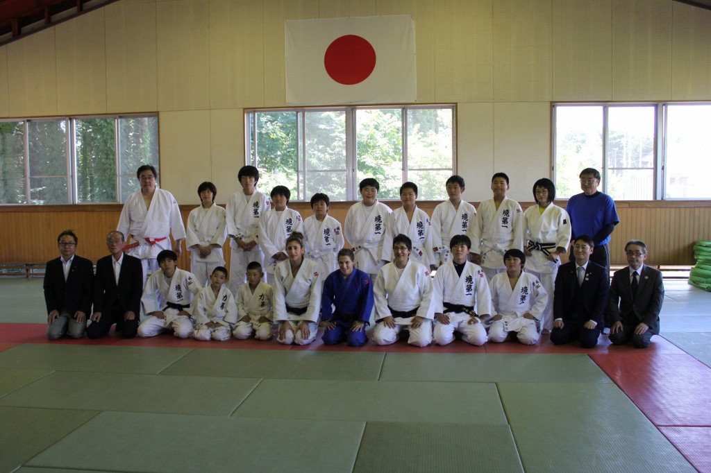 09