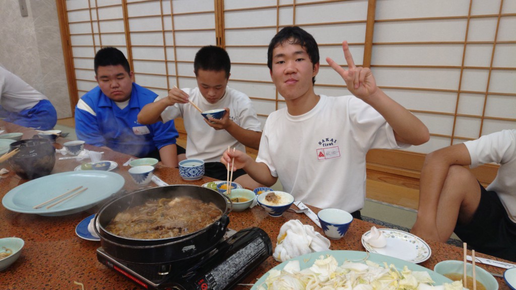 DSC_0001_BURST20190912184606938-2995x1685